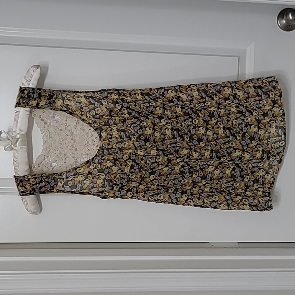 Lace & floral racerback tank. Yellow, tan, sky blue & black. Cream colored lace.